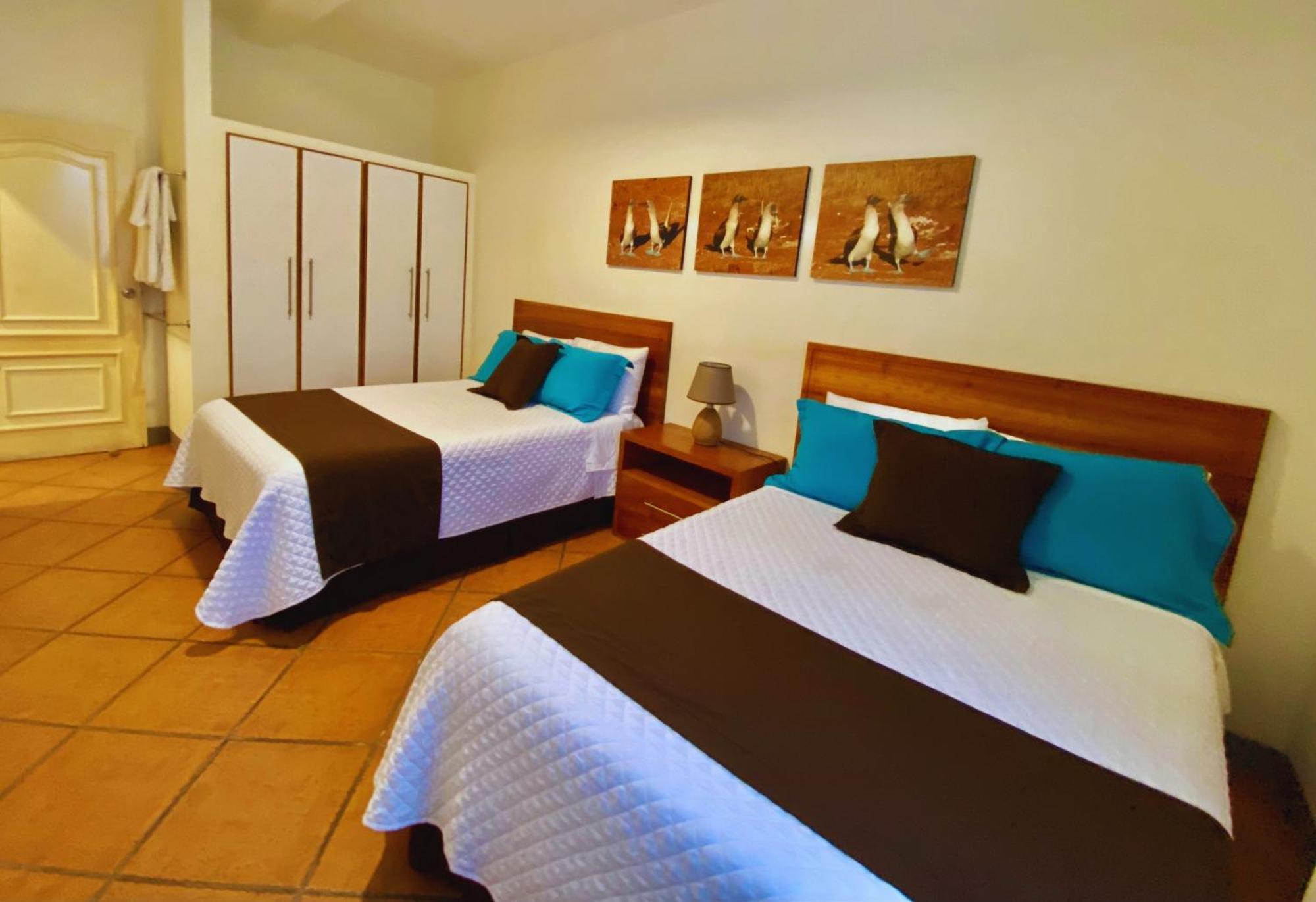 Torre Mar Galapagos Boutique Suites Puerto Ayora  Exterior foto